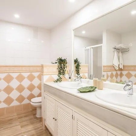 Apartment Oleholidays Bahia Vista Hermosa Marbella