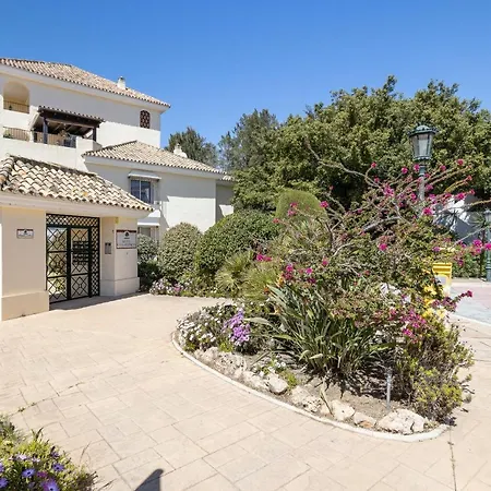 Apartment Oleholidays Bahia Vista Hermosa *